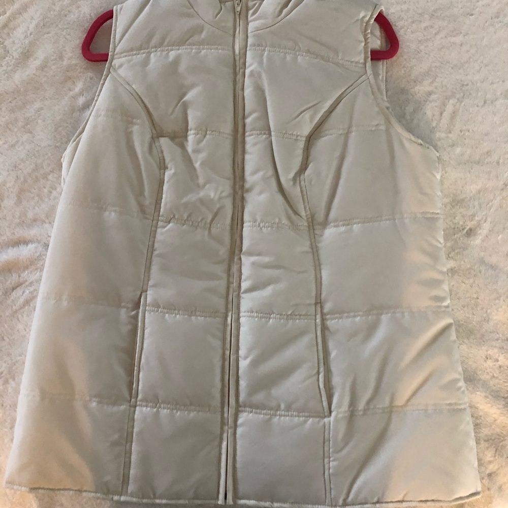 Vest - Picture 4 of 4